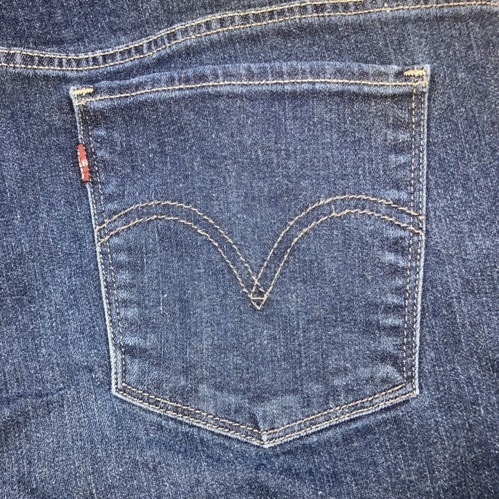 Levi's‎ 515 Bootcut Jeans Womens 16M Mid Rise Dark Wash Stretch 33x32